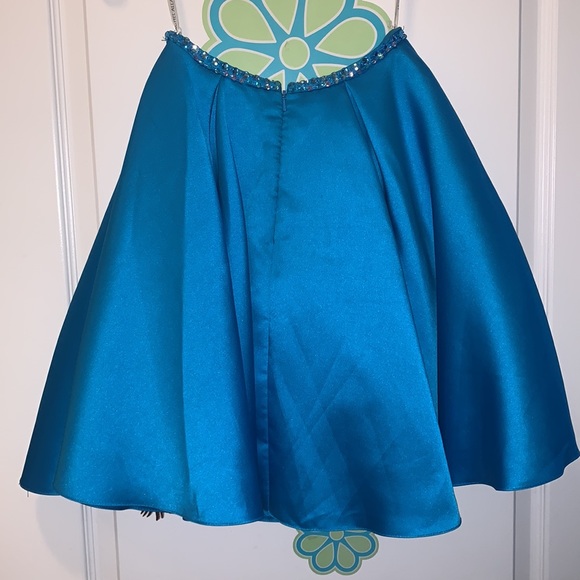 Homecoming dress - Picture 7 of 7